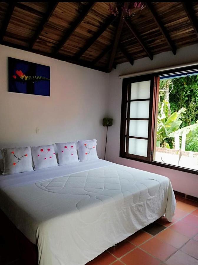 Casa Rayma Hotel Contratacion Bagian luar foto