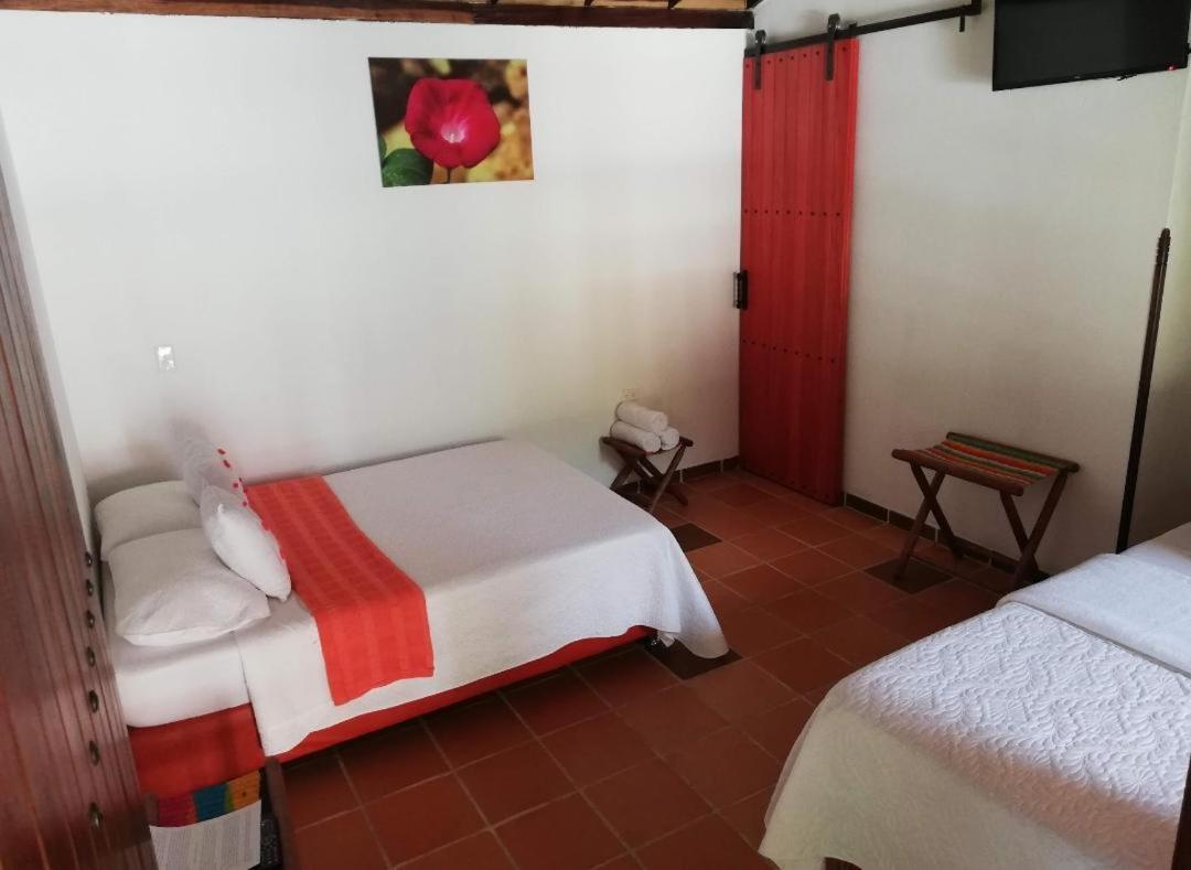 Casa Rayma Hotel Contratacion Bagian luar foto