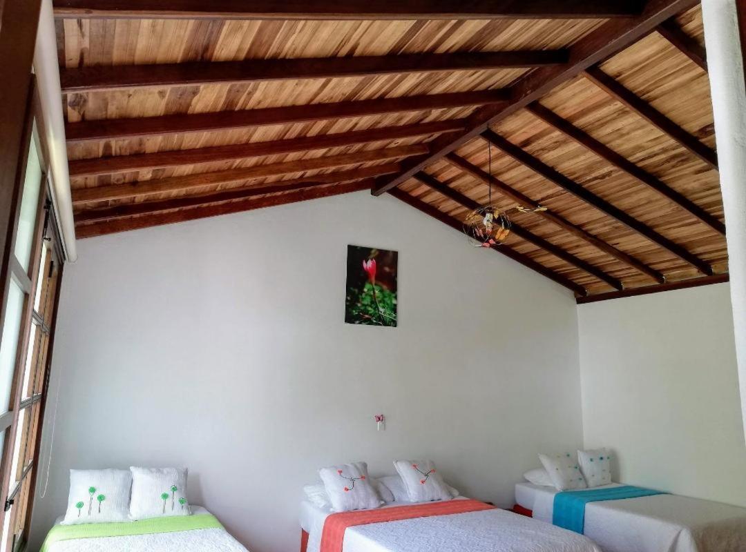 Casa Rayma Hotel Contratacion Bagian luar foto