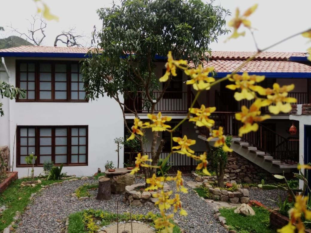 Casa Rayma Hotel Contratacion Bagian luar foto